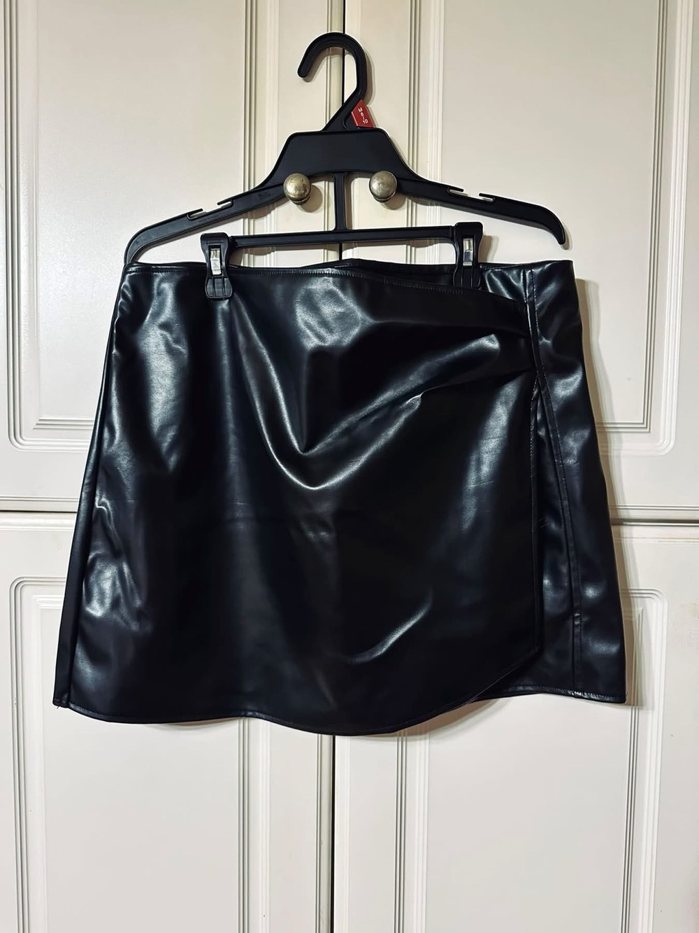 SHEIN Black Faux Leather Mini Skirt